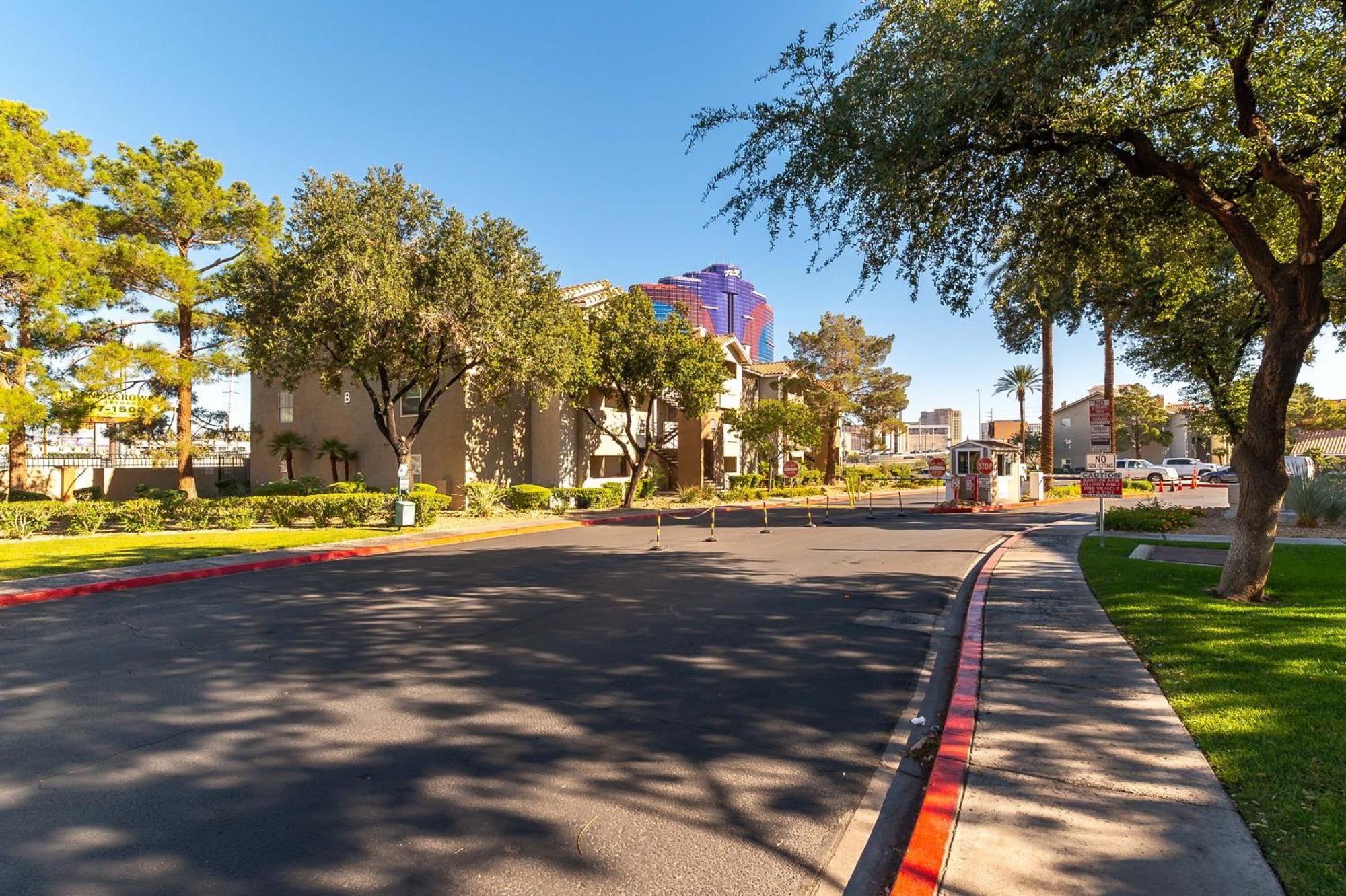 Stylish, Cozy 2Br,2Ba Condo Near Rio, Vegas Luxury Las Vegas Eksteriør billede