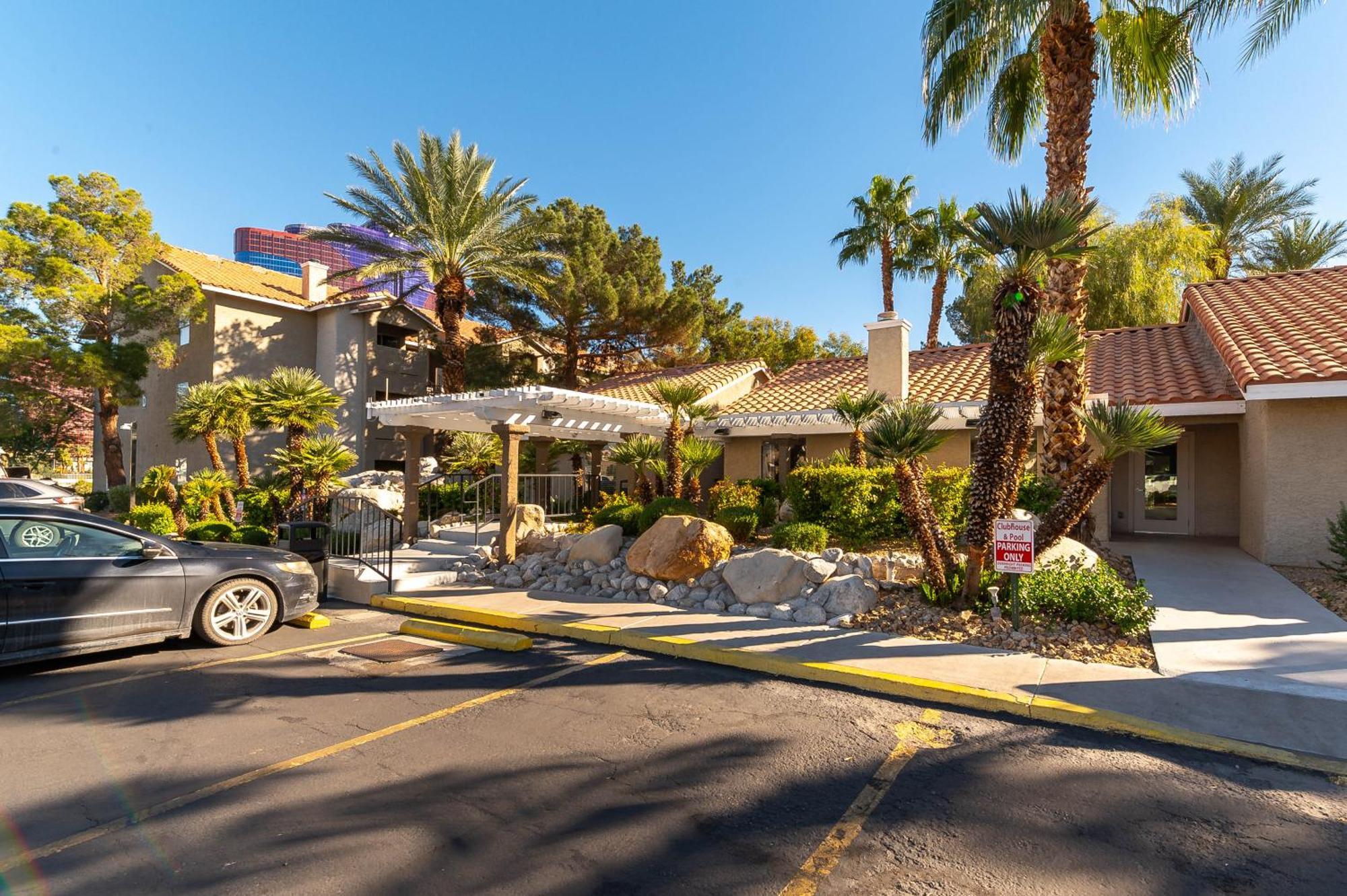 Stylish, Cozy 2Br,2Ba Condo Near Rio, Vegas Luxury Las Vegas Eksteriør billede