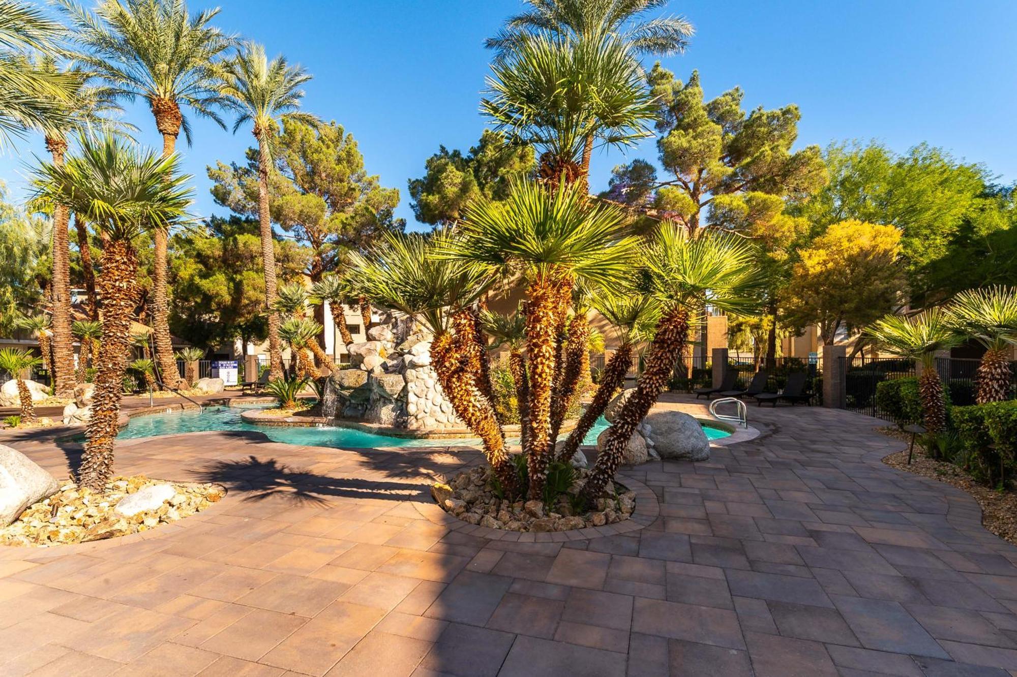 Stylish, Cozy 2Br,2Ba Condo Near Rio, Vegas Luxury Las Vegas Eksteriør billede